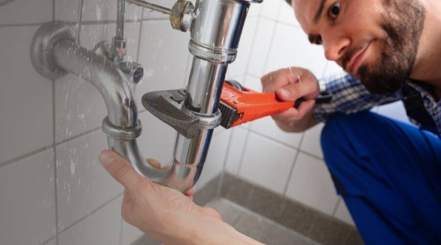 Professional same day plumber services in Van Wert, IA